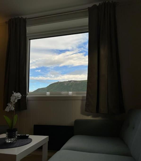 Moderne Sentral Leilighet Med 3 Soverom - Saltus Tromsø Buitenkant foto